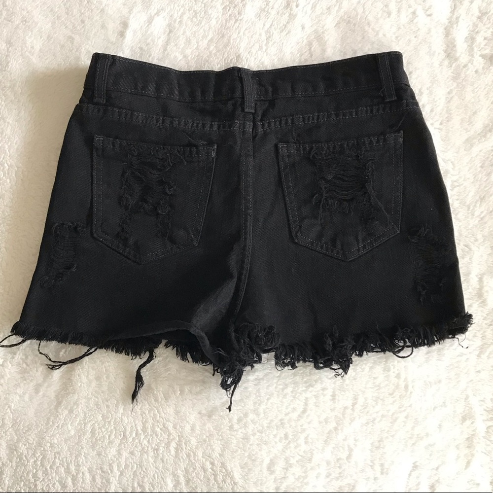 Brandy Melville super cute Shorts... - Picture 3 of 7